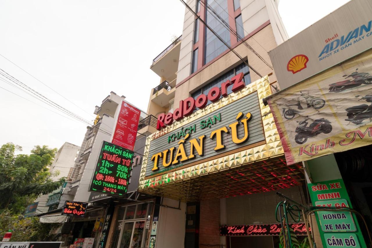 Reddoorz Near Tan Huong Market Ciudad Ho Chi Minh  Exterior foto