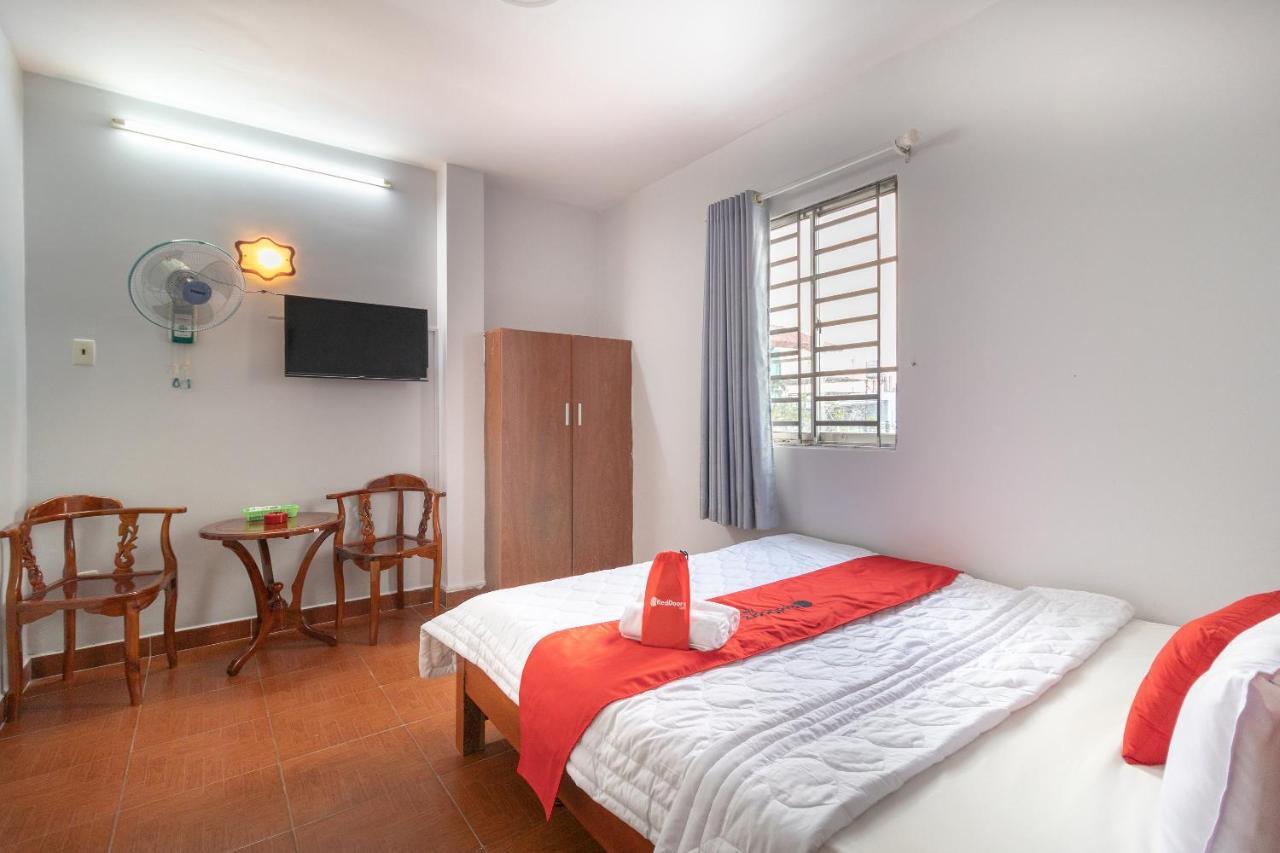 Reddoorz Near Tan Huong Market Ciudad Ho Chi Minh  Exterior foto